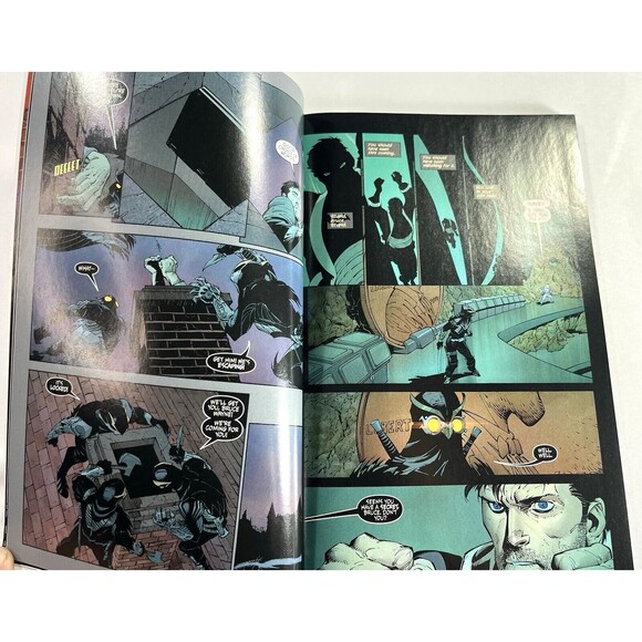 The New 52 Batman Vol. 2: The City of Owls 2013 Trade Paperback - Picture 12 of 12